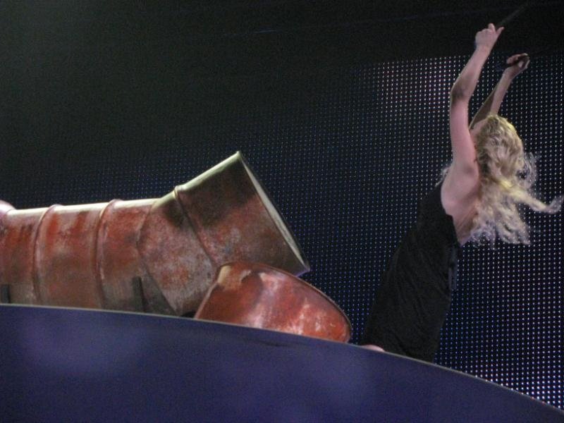 Taylor Swift — April 25 - St. Louis, Missouri — photo 27