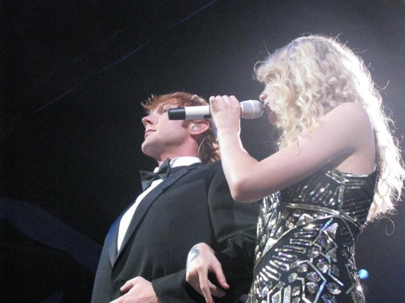 Taylor Swift — April 25 - St. Louis, Missouri — photo 80