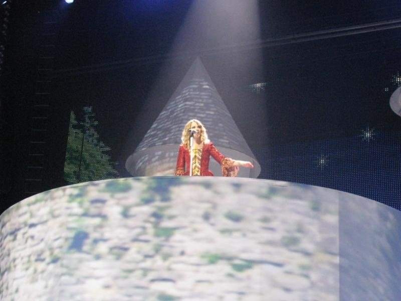Taylor Swift — April 25 - St. Louis, Missouri — photo 97