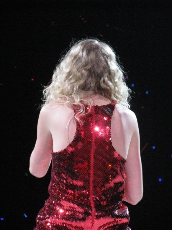 Taylor Swift — April 25 - St. Louis, Missouri — photo 108