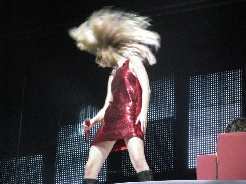 Taylor Swift — April 25 - St. Louis, Missouri — photo 117