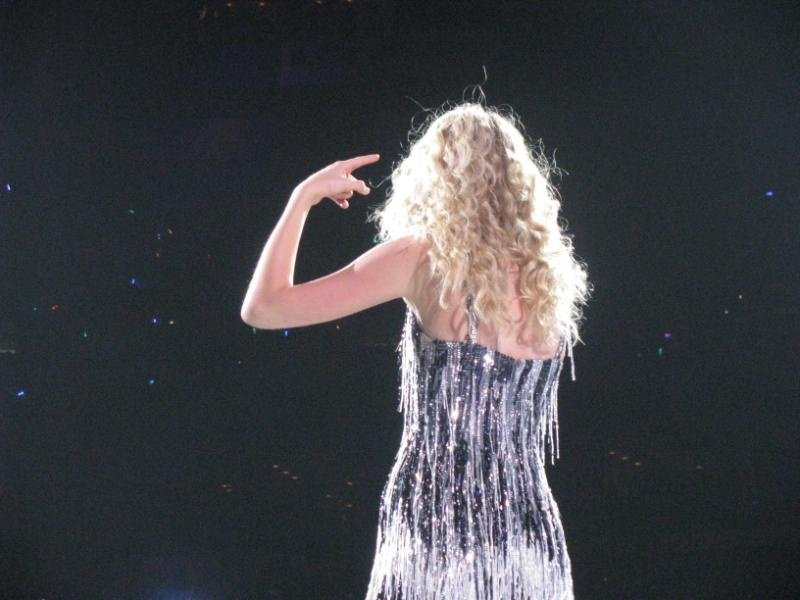 Taylor Swift — April 25 - St. Louis, Missouri — photo 138