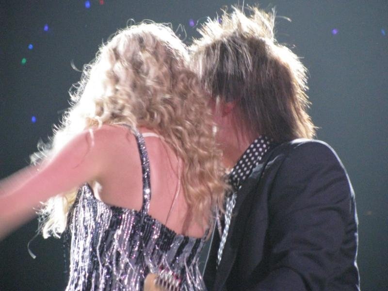 Taylor Swift — April 25 - St. Louis, Missouri — photo 147