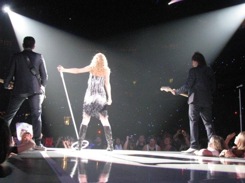 Taylor Swift — April 25 - St. Louis, Missouri — photo 149