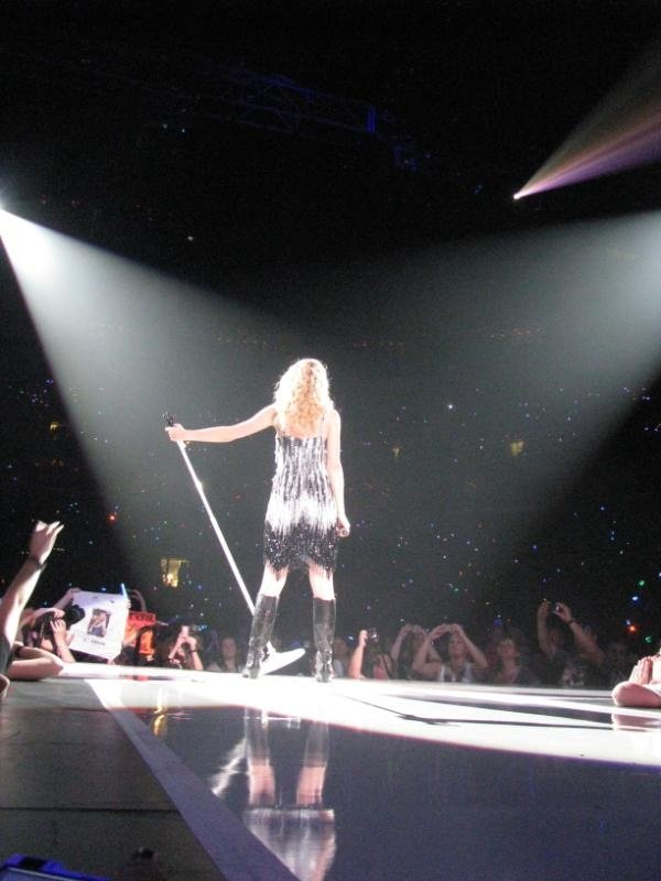 Taylor Swift — April 25 - St. Louis, Missouri — photo 151