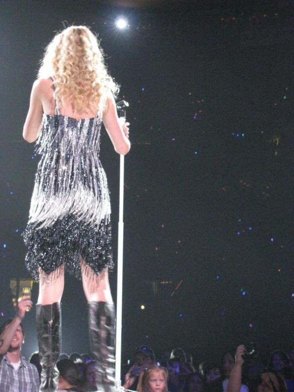 Taylor Swift — April 25 - St. Louis, Missouri — photo 153