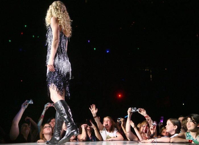 Taylor Swift — April 25 - St. Louis, Missouri — photo 187