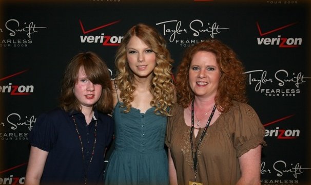 Taylor Swift — Biloxi, MS — photo 2