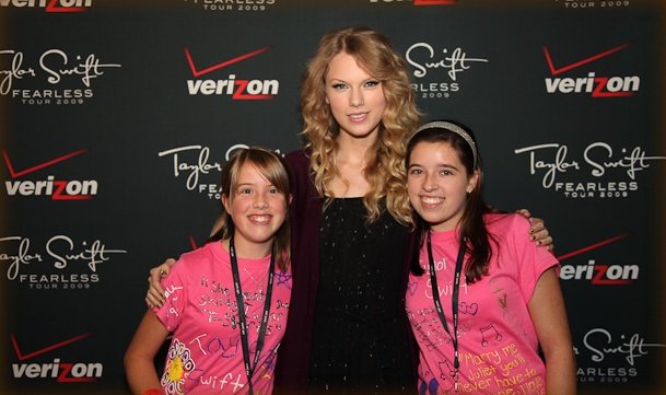 Taylor Swift — Chicago IL October 10 — photo 12