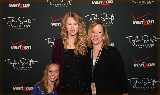 Taylor Swift — Chicago IL October 10 — photo 14