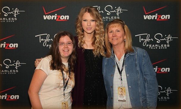 Taylor Swift — Chicago IL October 10 — photo 19