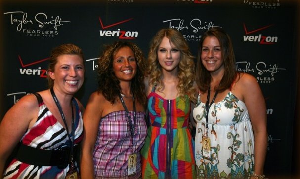 Taylor Swift — glendale AZ — photo 9