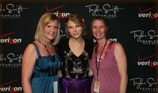 Taylor Swift — Jacksonville, FL — photo 9