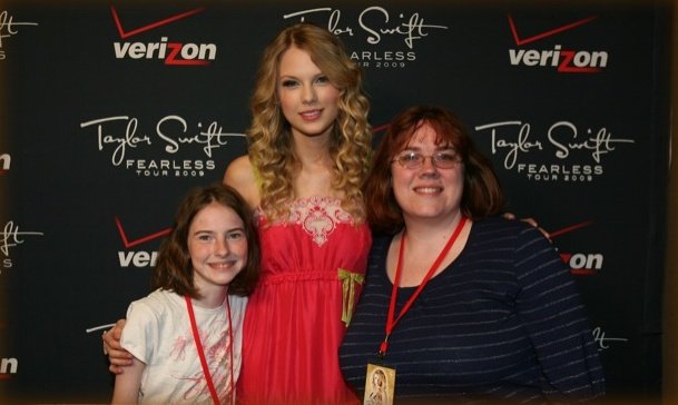 Taylor Swift — jonesboro ,AR — photo 2