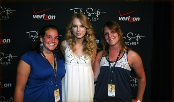 Taylor Swift — los angeles CA — photo 6