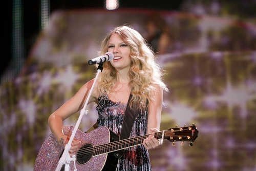 Taylor Swift — May 17 - Nampa, Idaho — photo 17