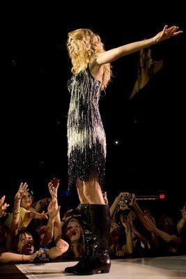 Taylor Swift — May 21 - Glendale, Arizona — photo 5