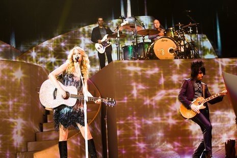 Taylor Swift — May 21 - Glendale, Arizona — photo 17