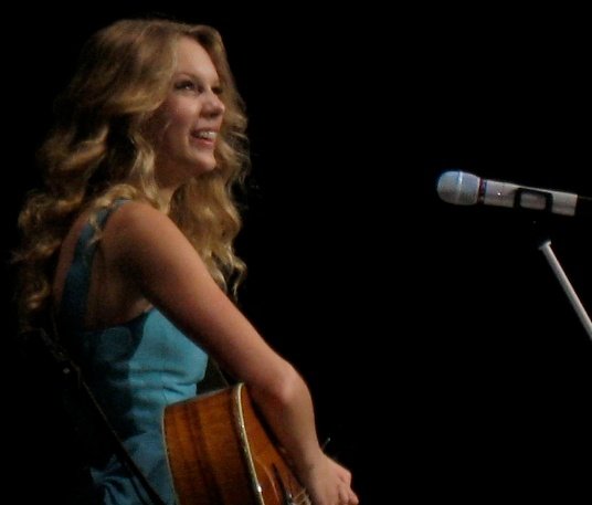 Taylor Swift — May 22 - Los Angeles, California — photo 27