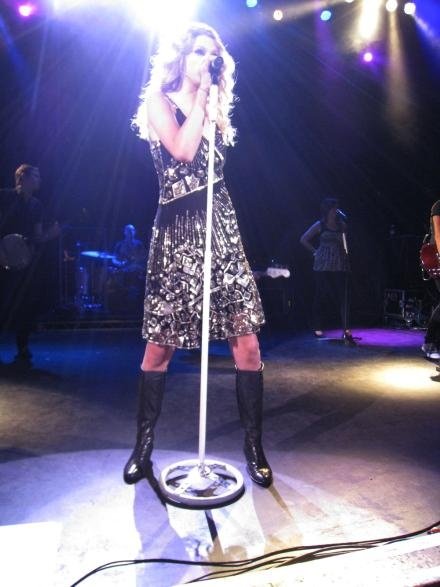 Taylor Swift — May 6 - London, United Kingdom — photo 32