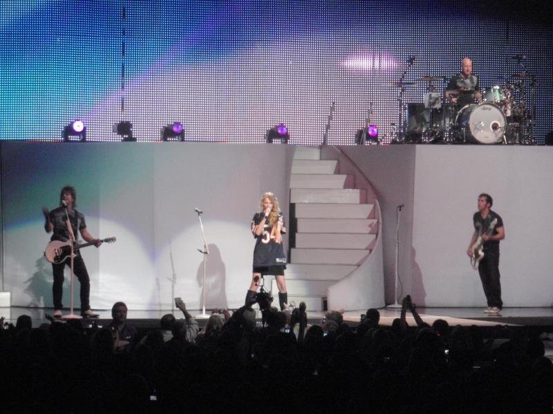 Taylor Swift — October 10 - Chicago, Illinois — photo 8