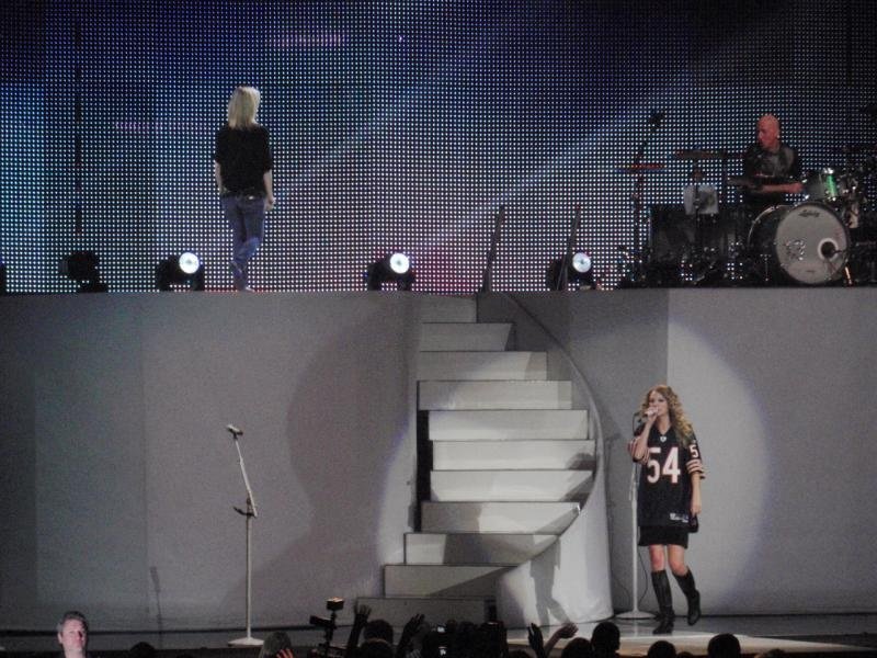 Taylor Swift — October 10 - Chicago, Illinois — photo 13