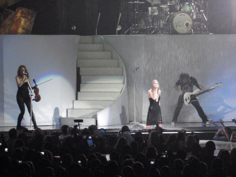 Taylor Swift — October 10 - Chicago, Illinois — photo 33