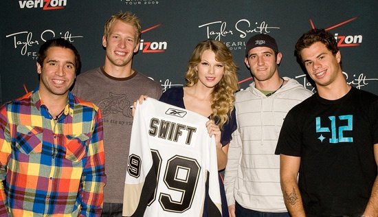 Taylor Swift — Pittsburgh, PA — photo 1