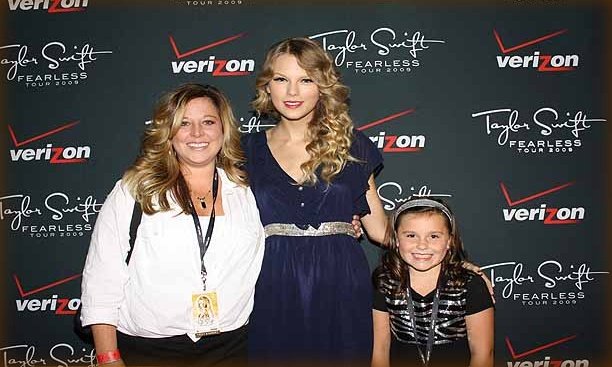 Taylor Swift — Pittsburgh, PA — photo 9