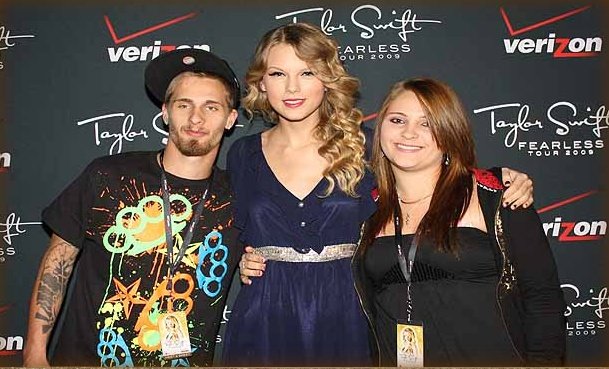 Taylor Swift — Pittsburgh, PA — photo 11