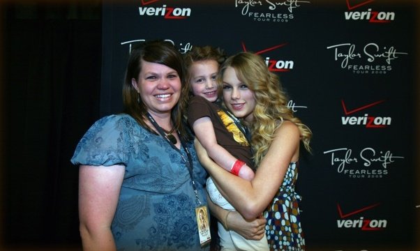 Taylor Swift — san diego CA — photo 1