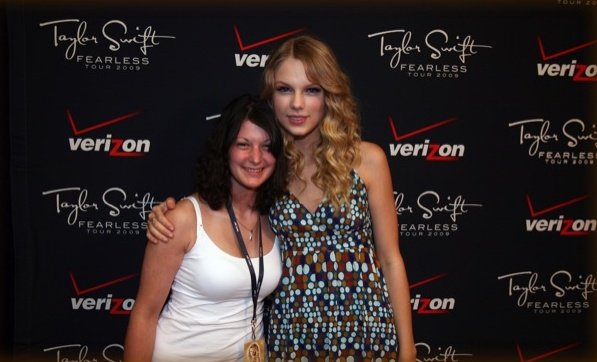 Taylor Swift — san diego CA — photo 7