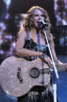Taylor Swift — September 10 - Bossier City, Louisiana — photo 2
