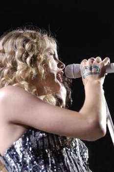 Taylor Swift — September 10 - Bossier City, Louisiana — photo 11