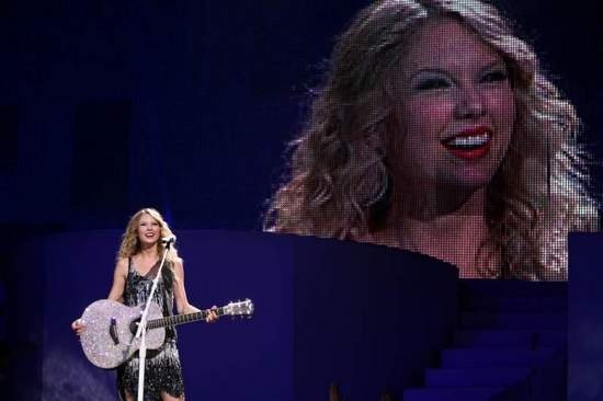 Taylor Swift — September 12 - Nashville, Tennessee — photo 2