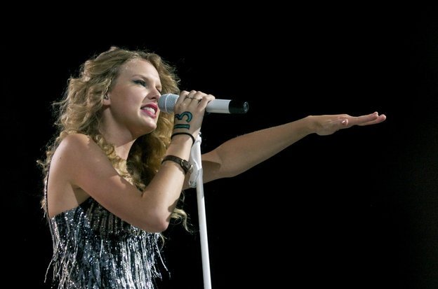 Taylor Swift — September 5 - Charlotte, North Carolina — photo 4
