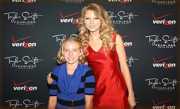 Taylor Swift — tulsa OK — photo 1
