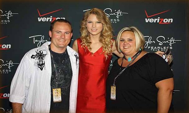 Taylor Swift — tulsa OK — photo 2