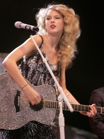 Taylor Swift — February 10 - Melbourne, Australia — photo 8