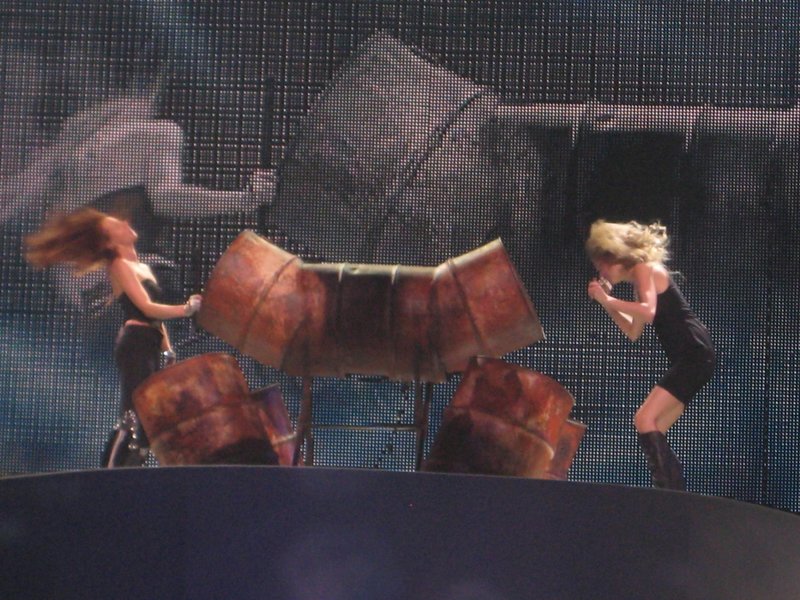 Taylor Swift — February 11 - Melbourne, Australia — photo 49