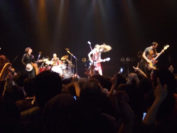 Taylor Swift — February 17 - Tokyo, Japan — photo 16
