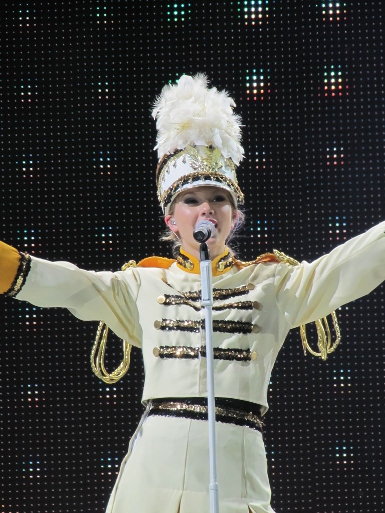 Taylor Swift — June 5 - Foxboro, Massachusetts — photo 13