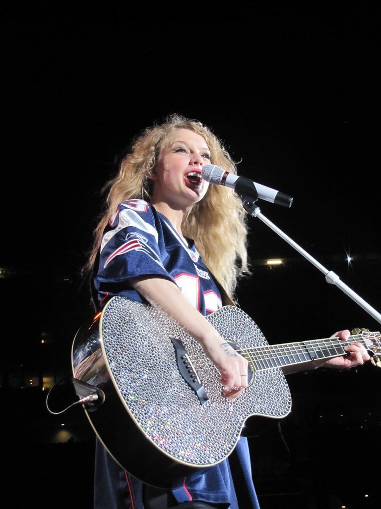 Taylor Swift — June 5 - Foxboro, Massachusetts — photo 15