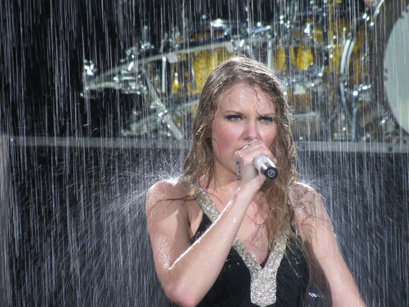 Taylor Swift — June 5 - Foxboro, Massachusetts — photo 16