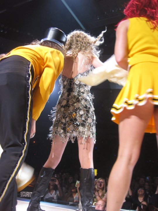 Taylor Swift — March 10 - Austin, Texas — photo 6