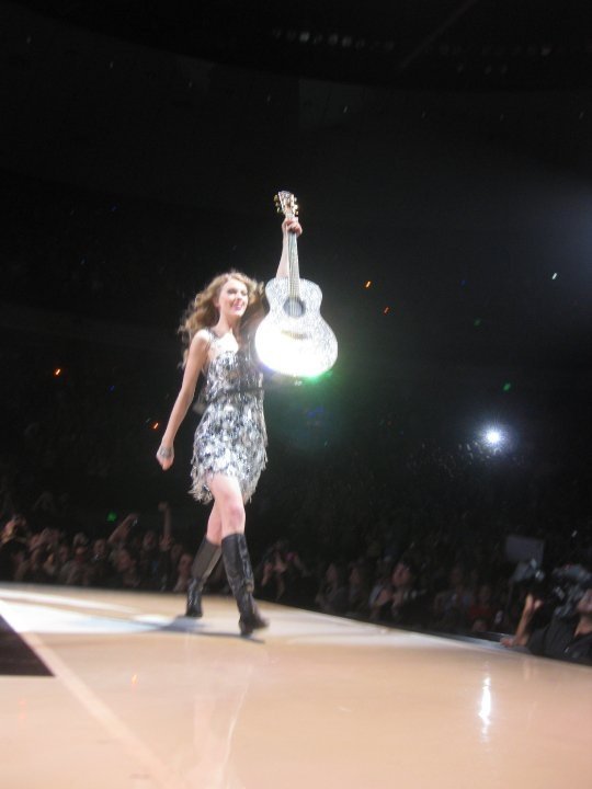 Taylor Swift — March 10 - Austin, Texas — photo 11