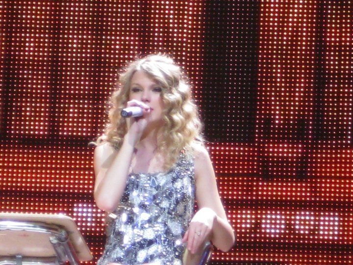 Taylor Swift — March 10 - Austin, Texas — photo 38
