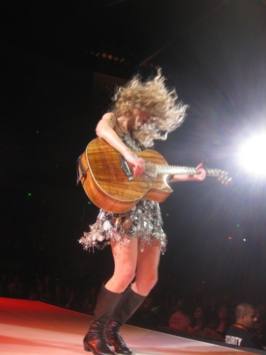 Taylor Swift — March 10 - Austin, Texas — photo 44