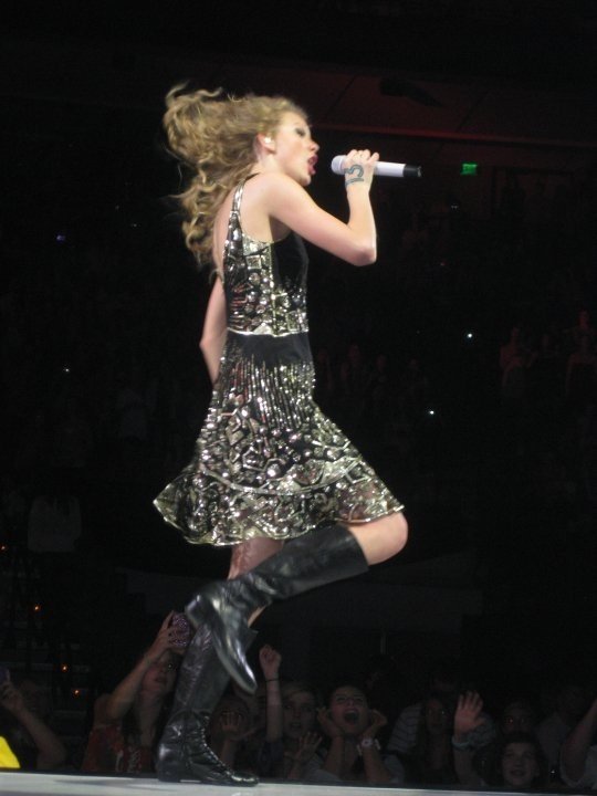 Taylor Swift — March 10 - Austin, Texas — photo 86