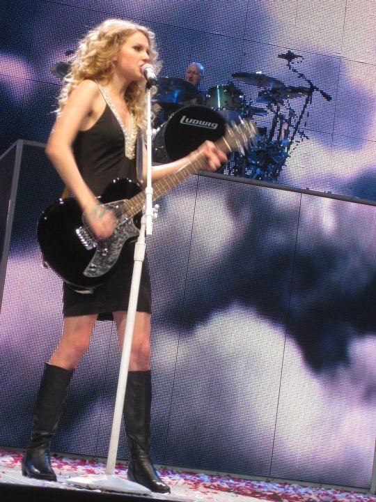 Taylor Swift — March 10 - Austin, Texas — photo 96
